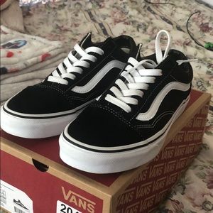 Vans Black & White Old Skool Sneakers
